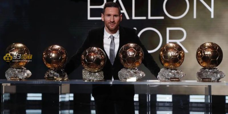 Kỷ lục trong cuộc đời của chàng cầu thủ Lionel Messi