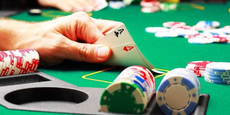 Chi tiết cách chơi bộ môn Poker